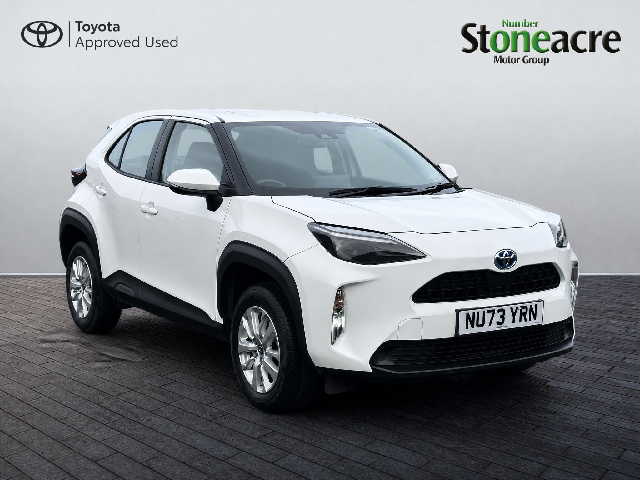 Main listing image - Toyota Yaris Cross