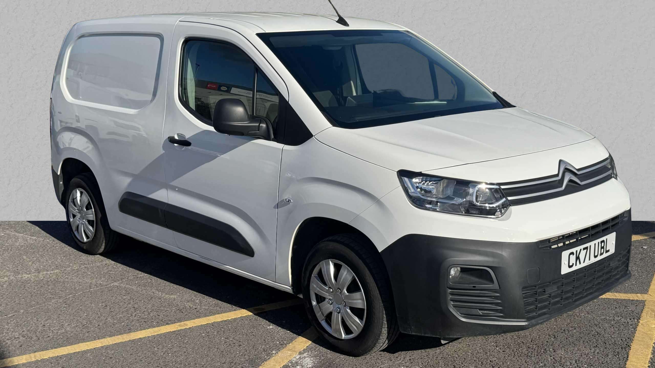 Main listing image - Citroen Berlingo Van
