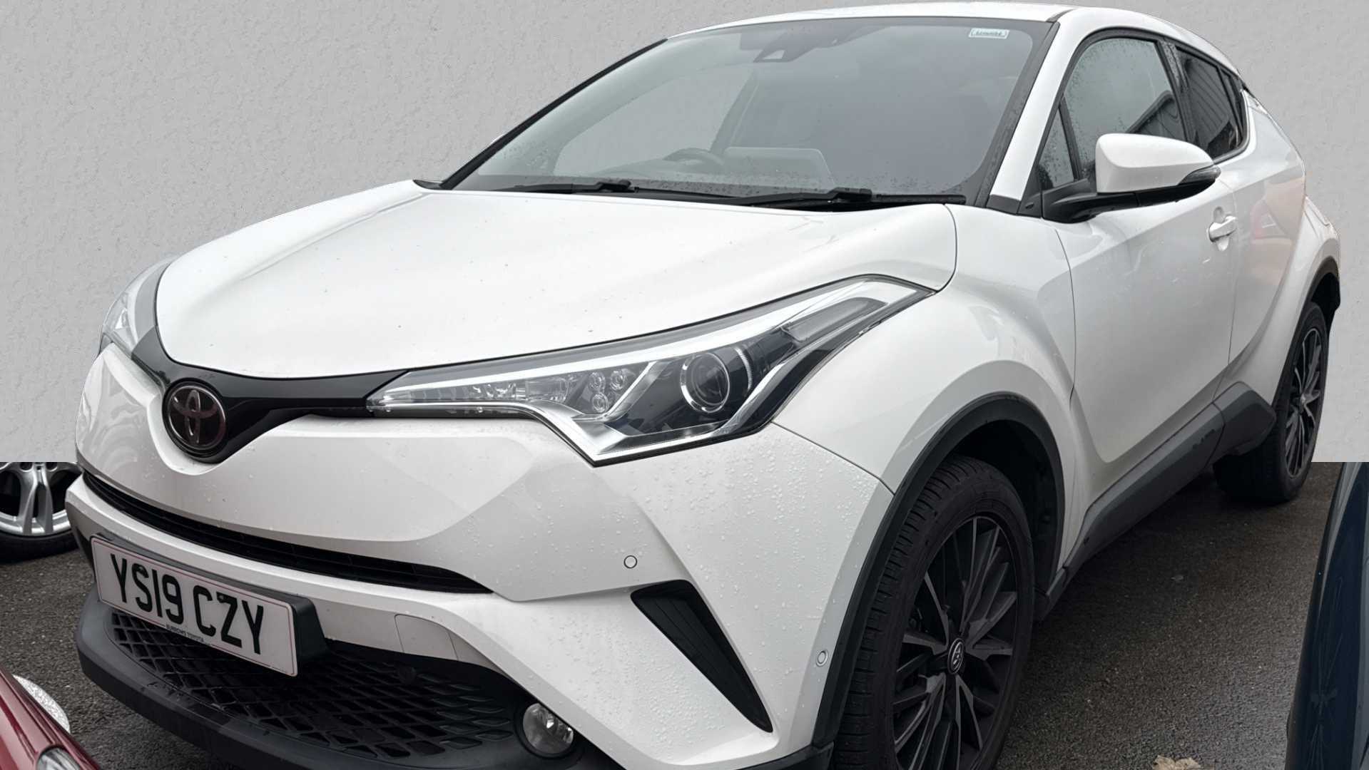 Main listing image - Toyota C-HR