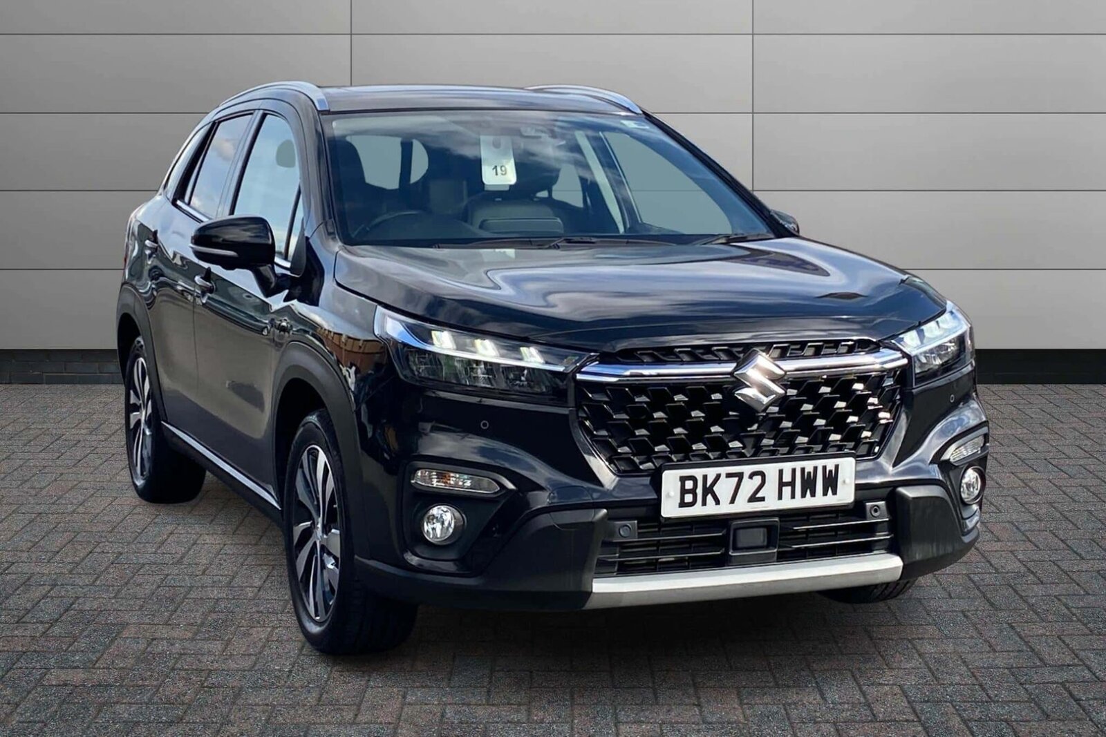 Main listing image - Suzuki S-Cross