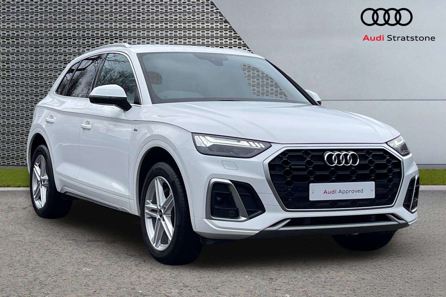 Main listing image - Audi Q5