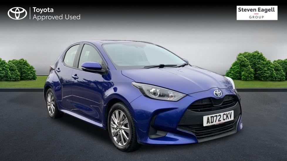 Main listing image - Toyota Yaris