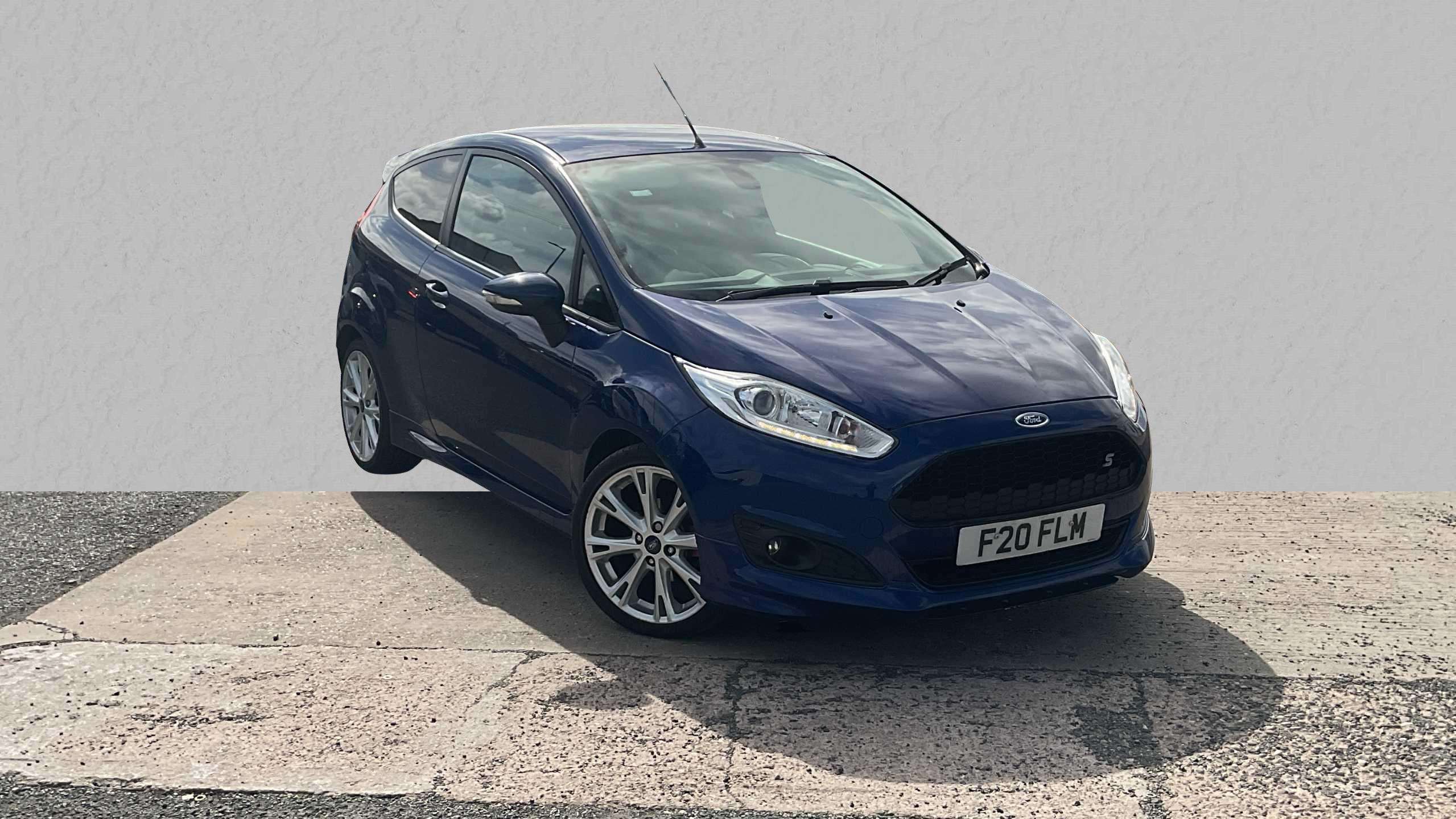 Main listing image - Ford Fiesta