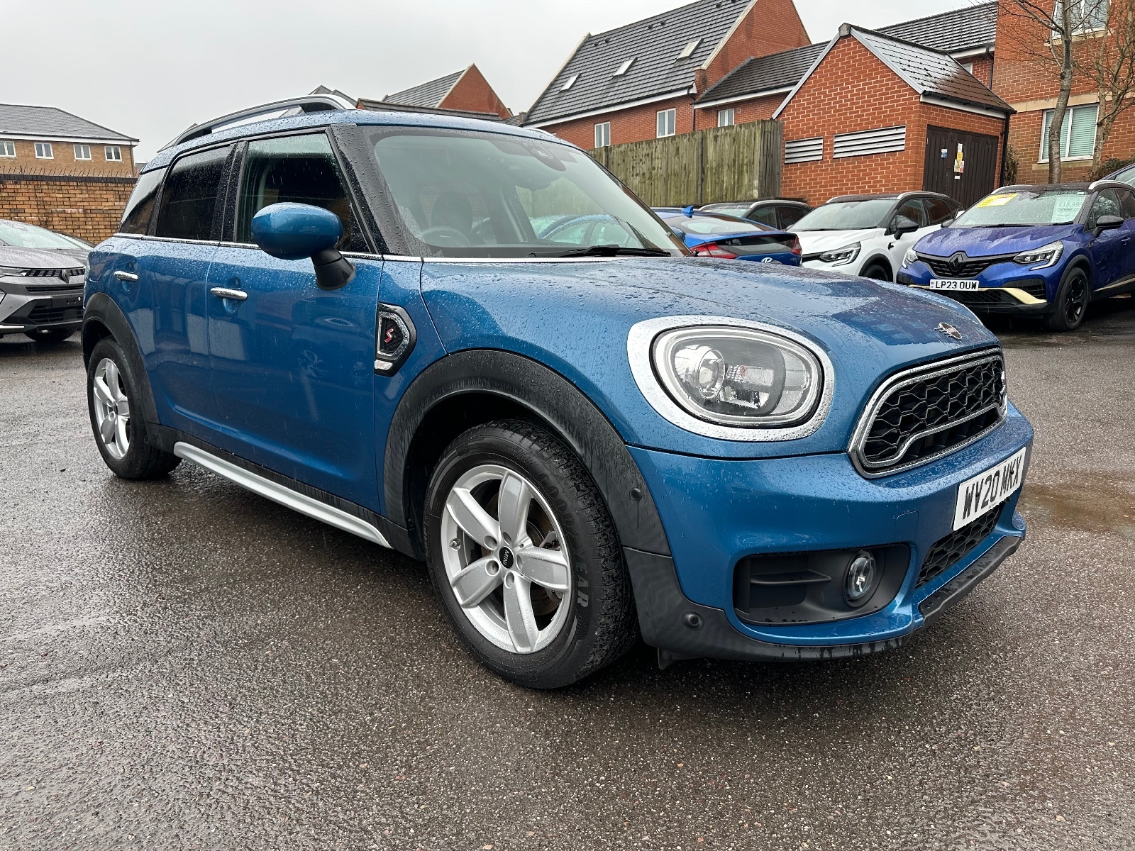 Main listing image - MINI Countryman