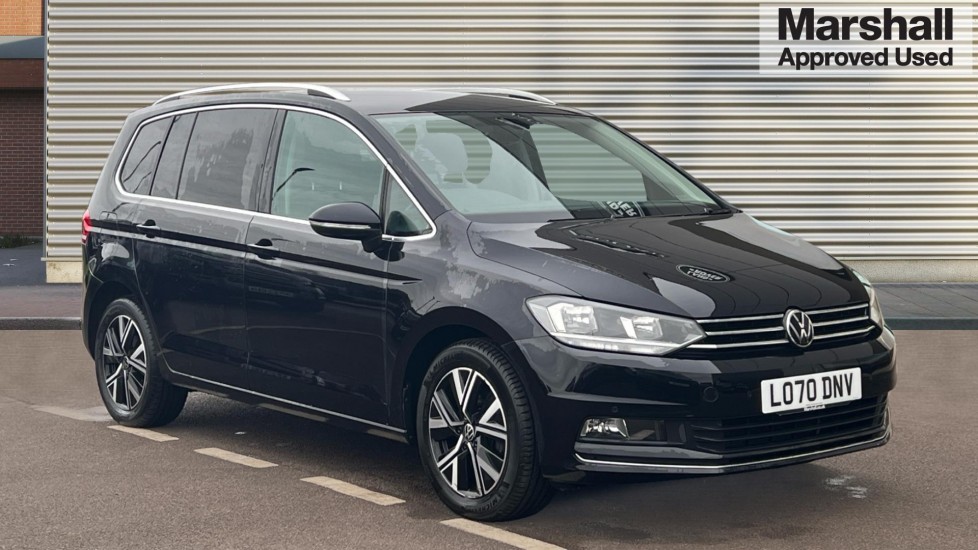 Main listing image - Volkswagen Touran