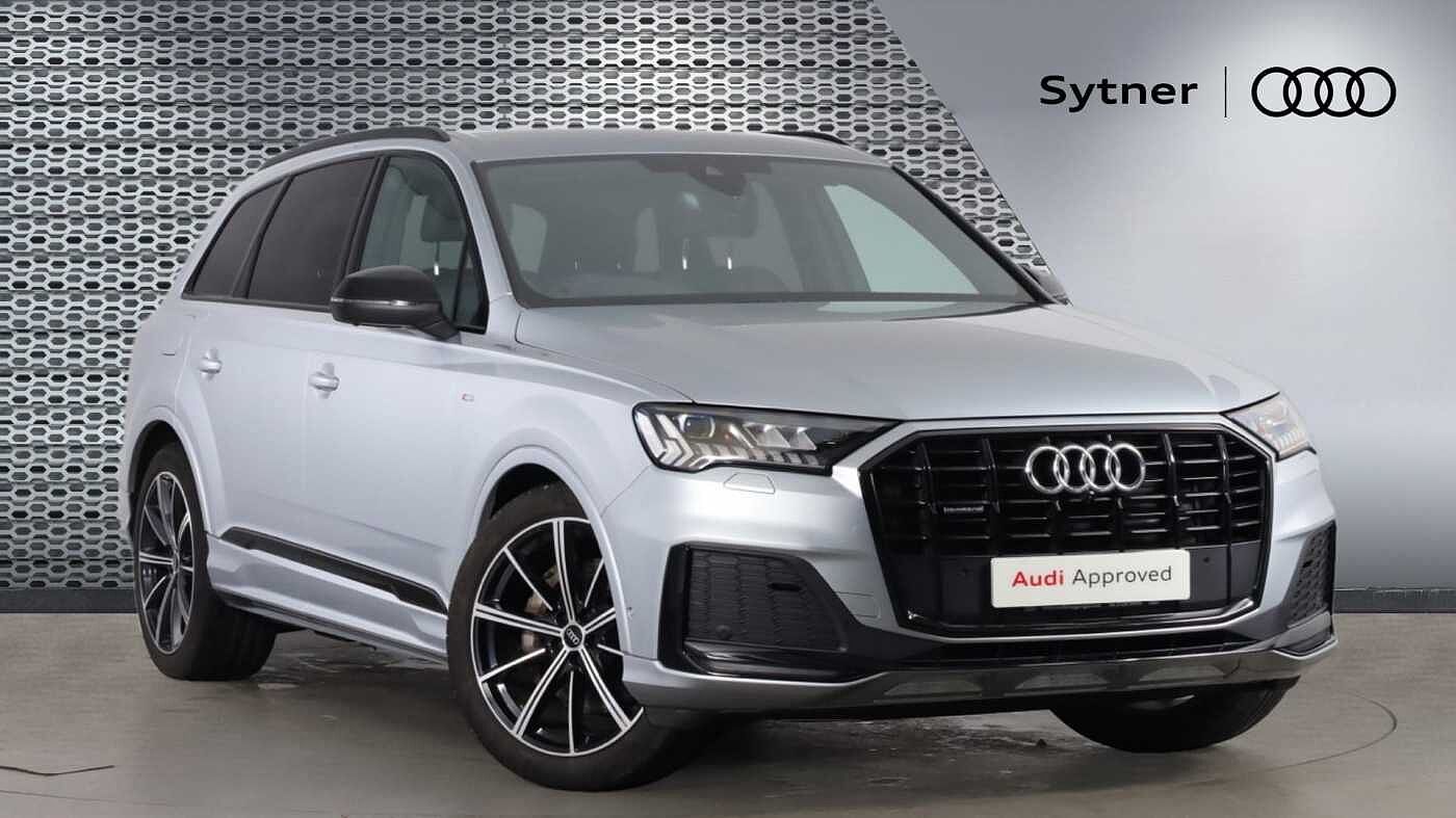 Main listing image - Audi Q7