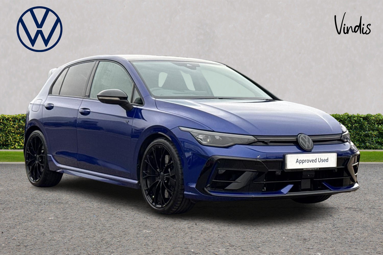 Main listing image - Volkswagen Golf R