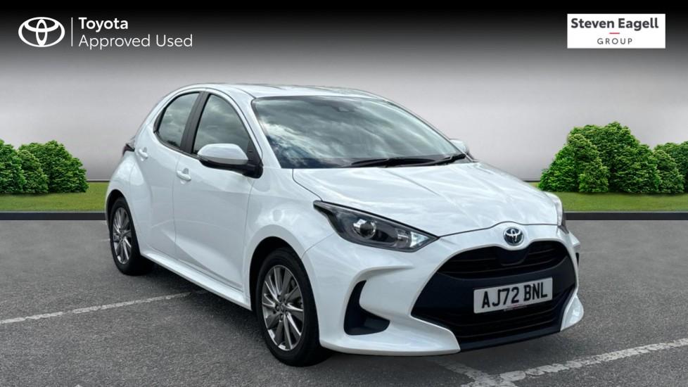 Main listing image - Toyota Yaris