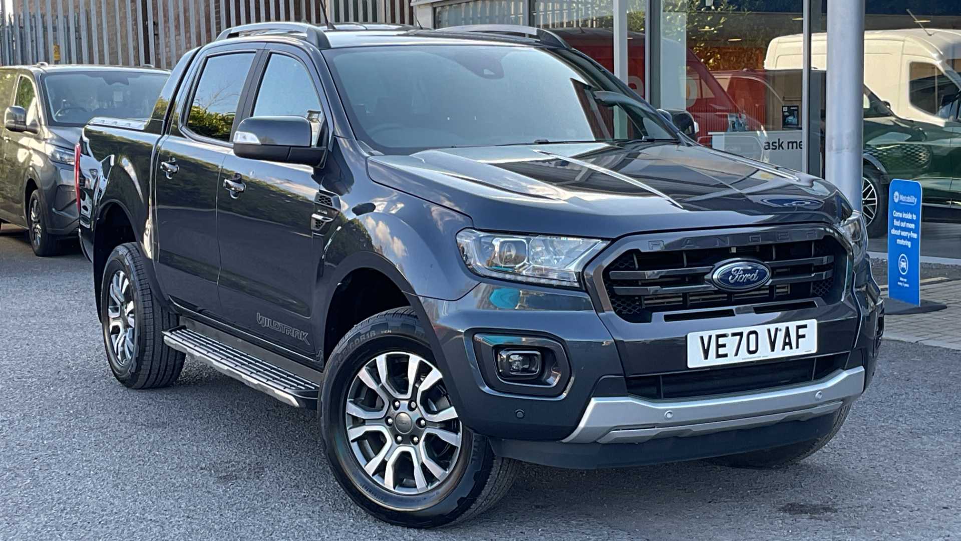 Main listing image - Ford Ranger