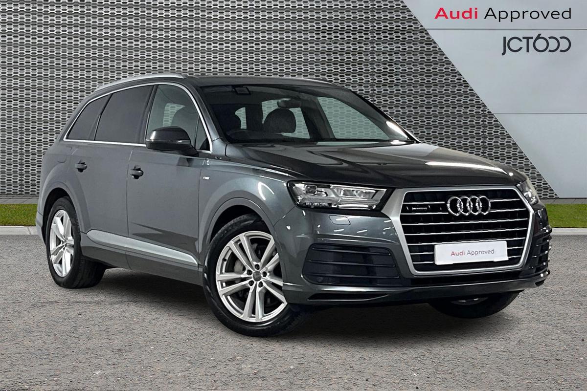 Main listing image - Audi Q7