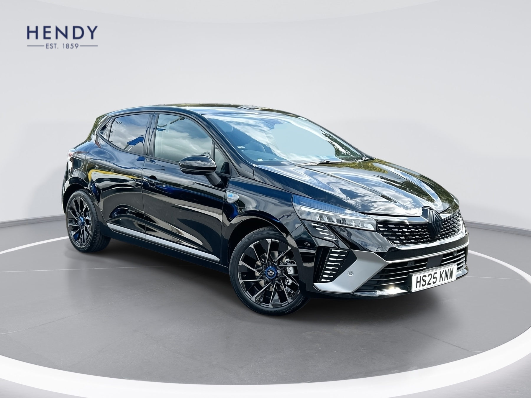 Main listing image - Renault Clio