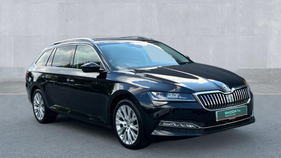 Main listing image - Skoda Superb Estate