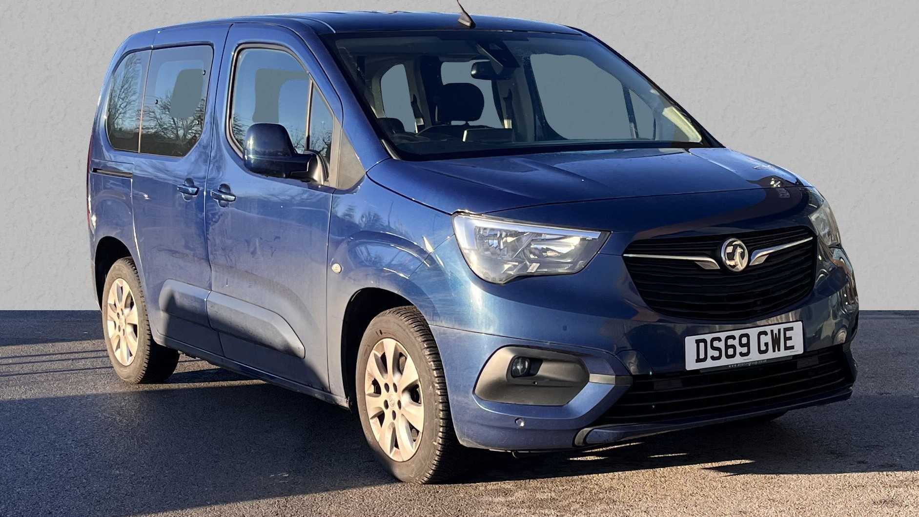 Main listing image - Vauxhall Combo Life