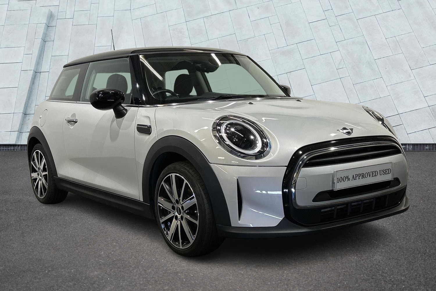 Main listing image - MINI Hatchback