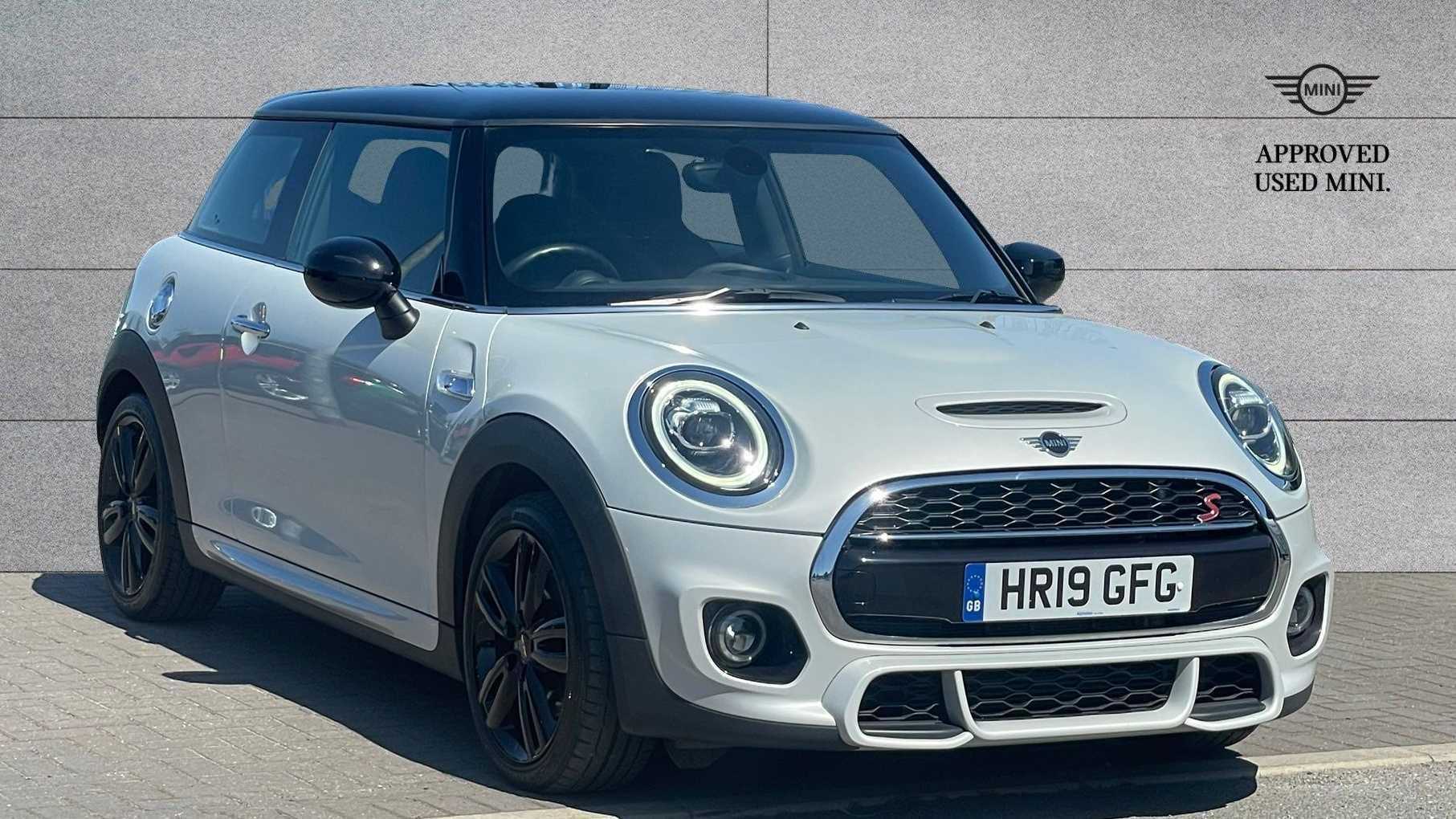 Main listing image - MINI Hatchback