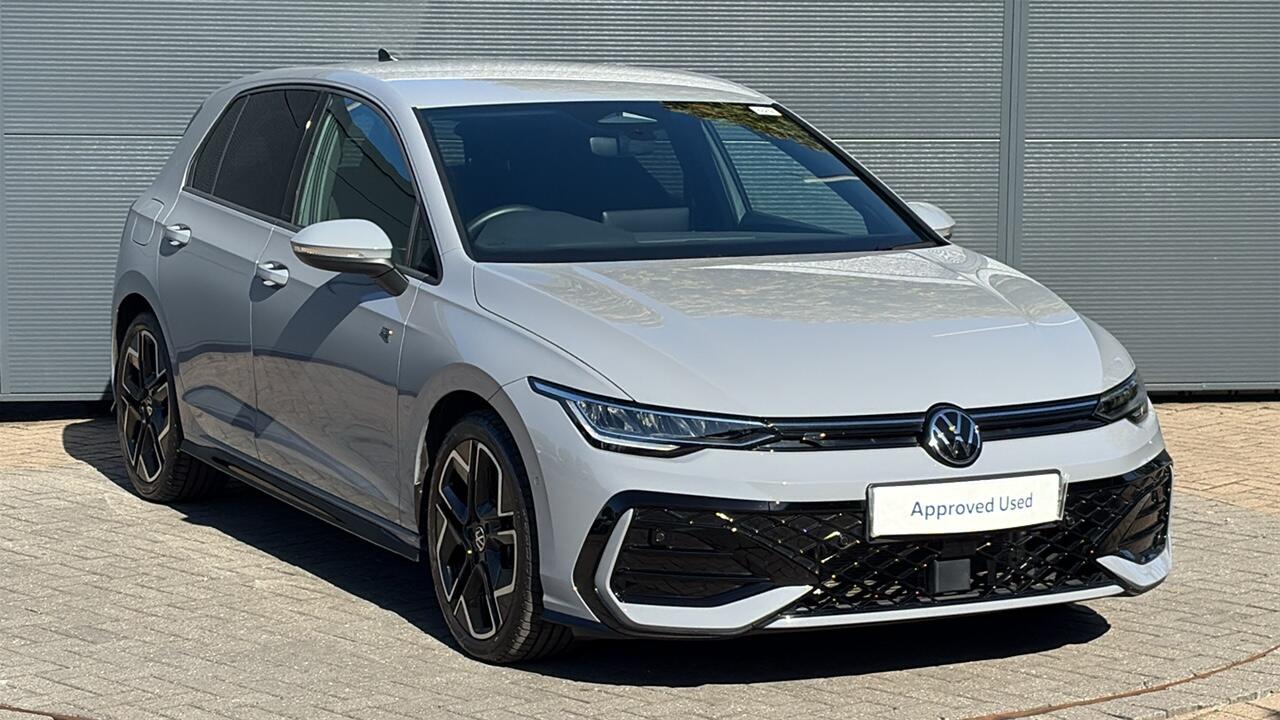 Main listing image - Volkswagen Golf