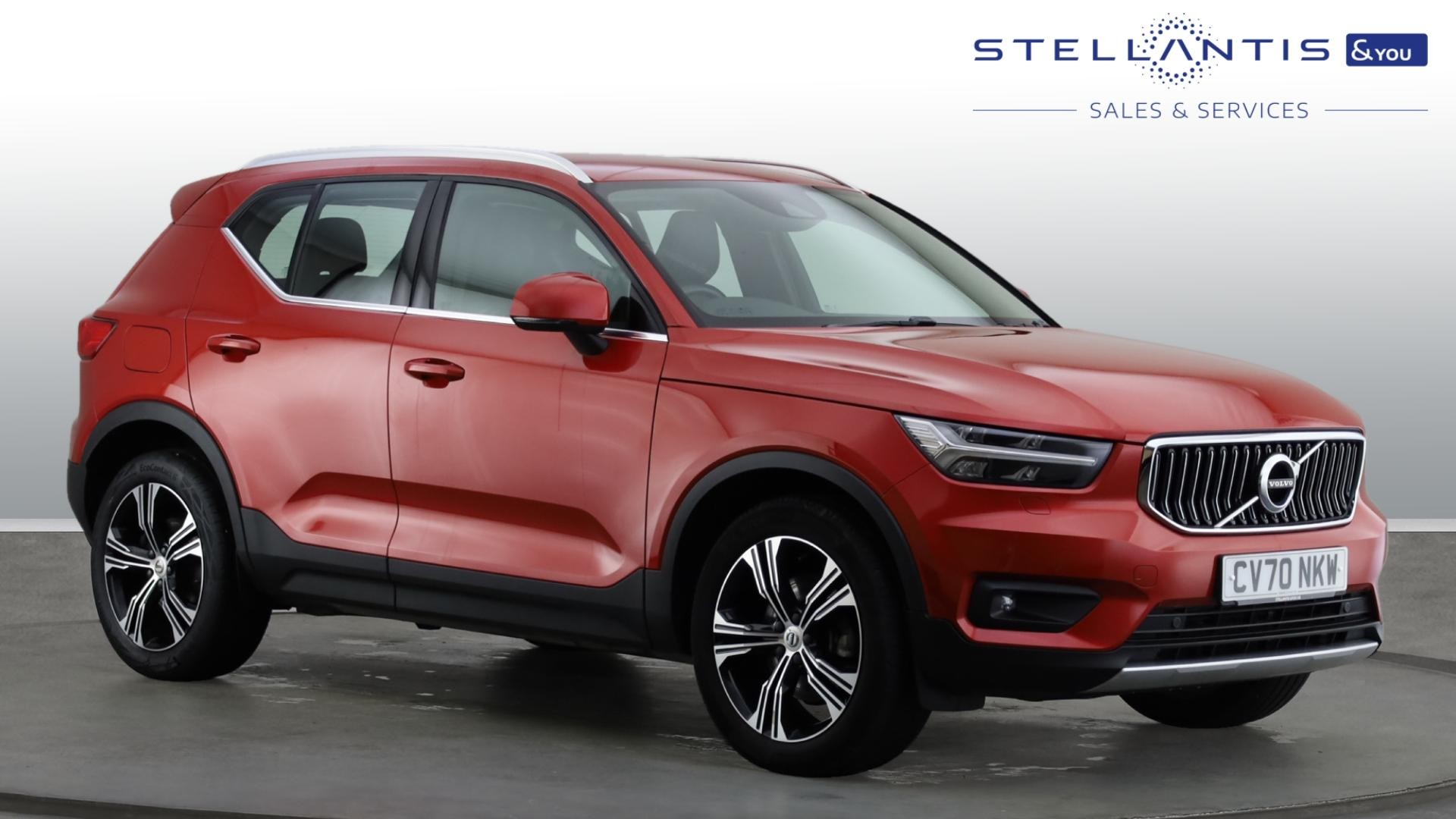 Main listing image - Volvo XC40