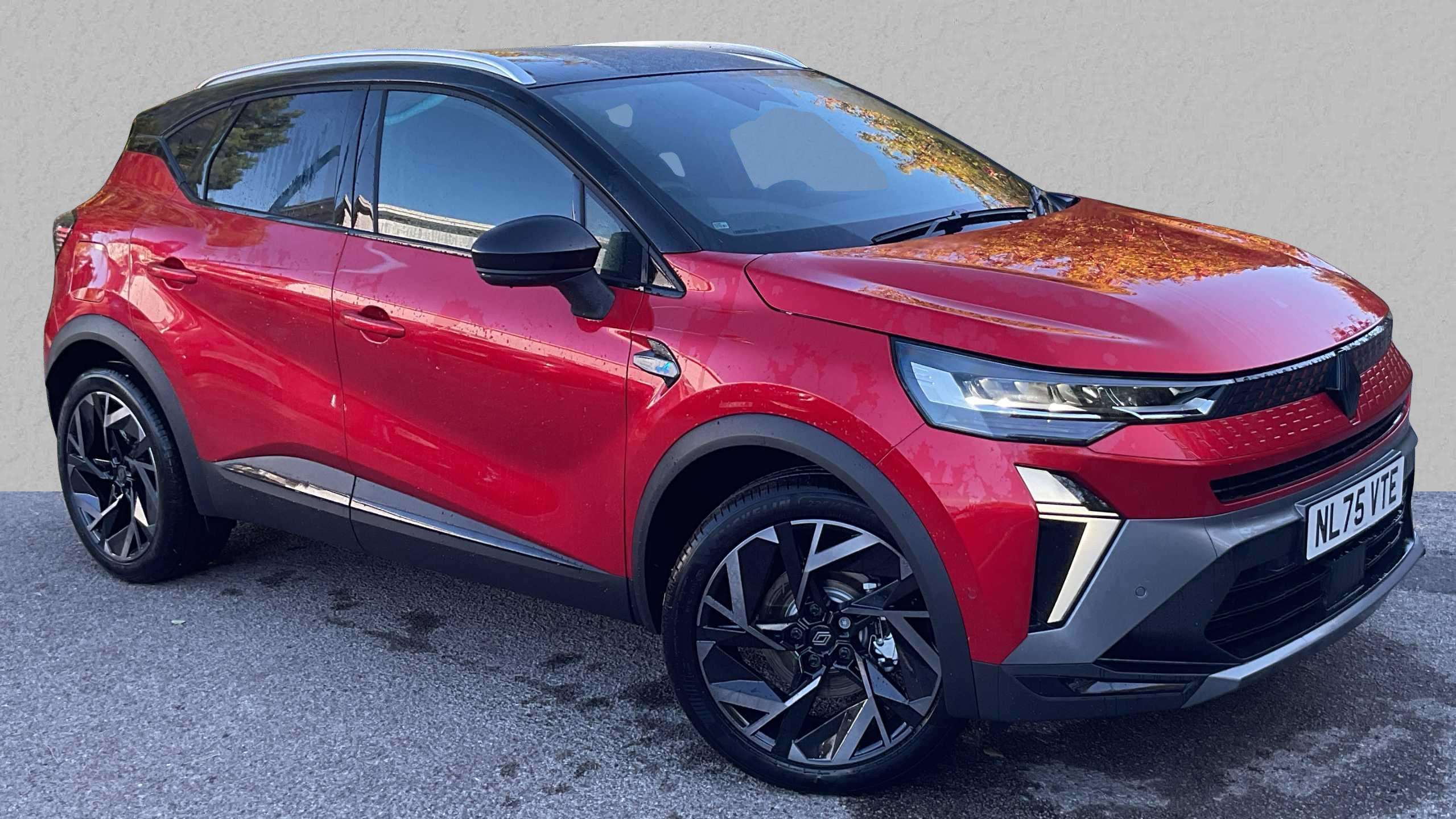 Main listing image - Renault Captur