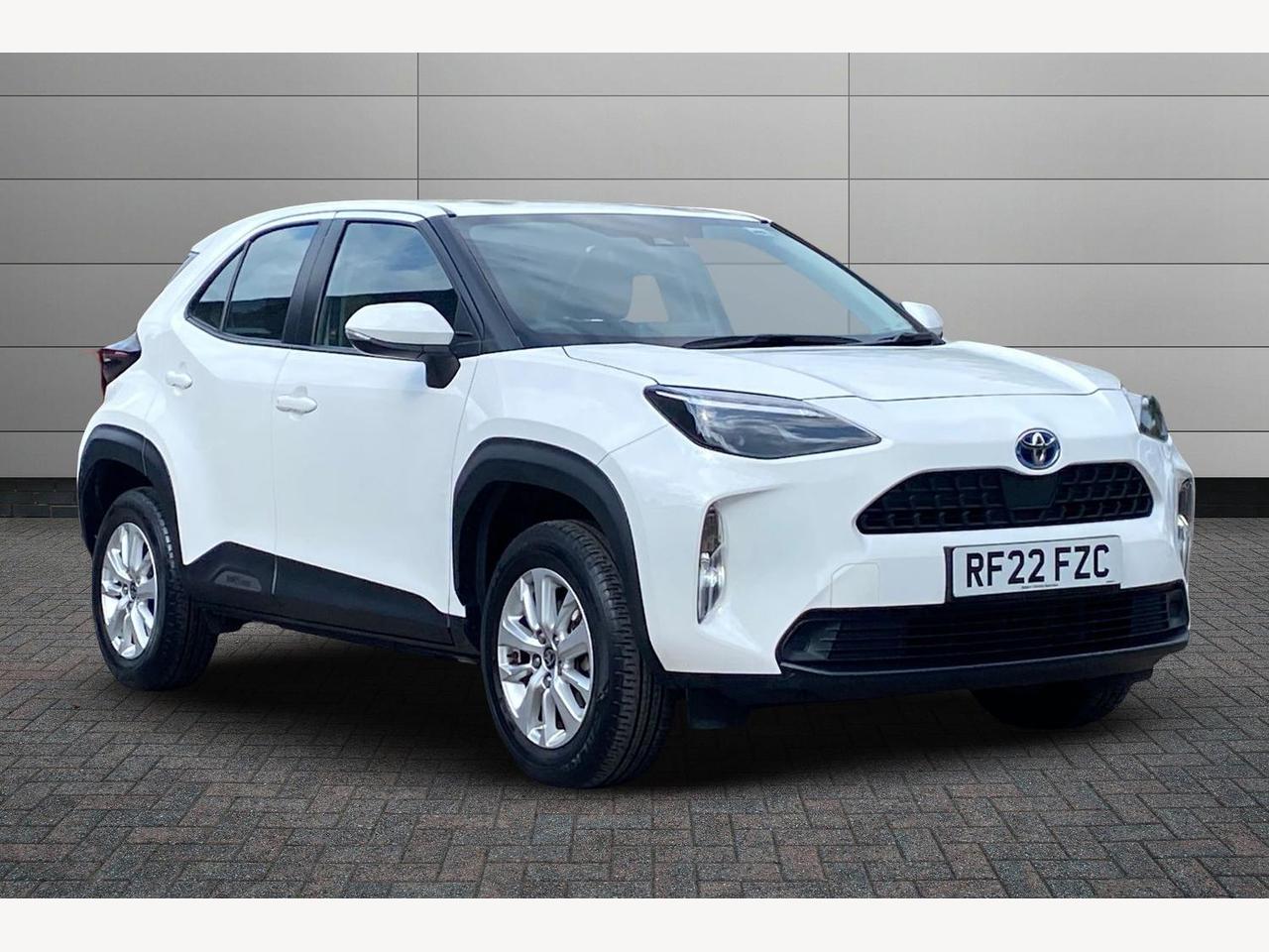 Main listing image - Toyota Yaris Cross