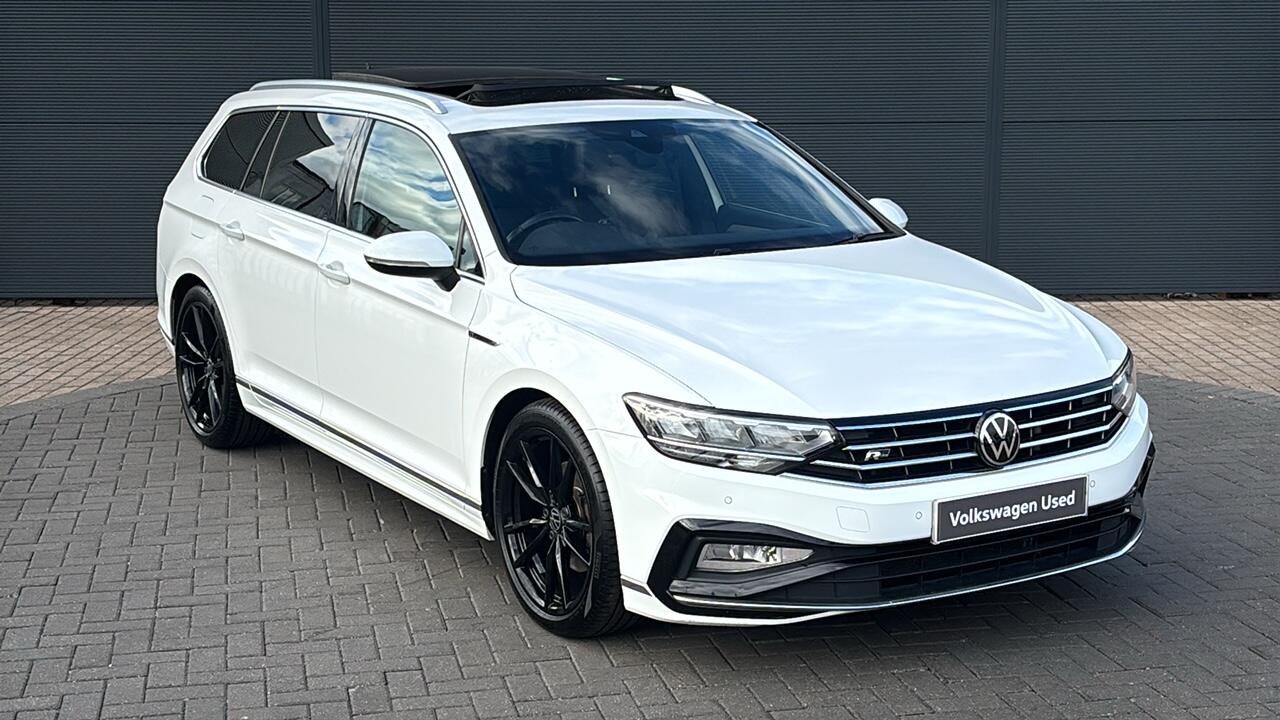 Main listing image - Volkswagen Passat