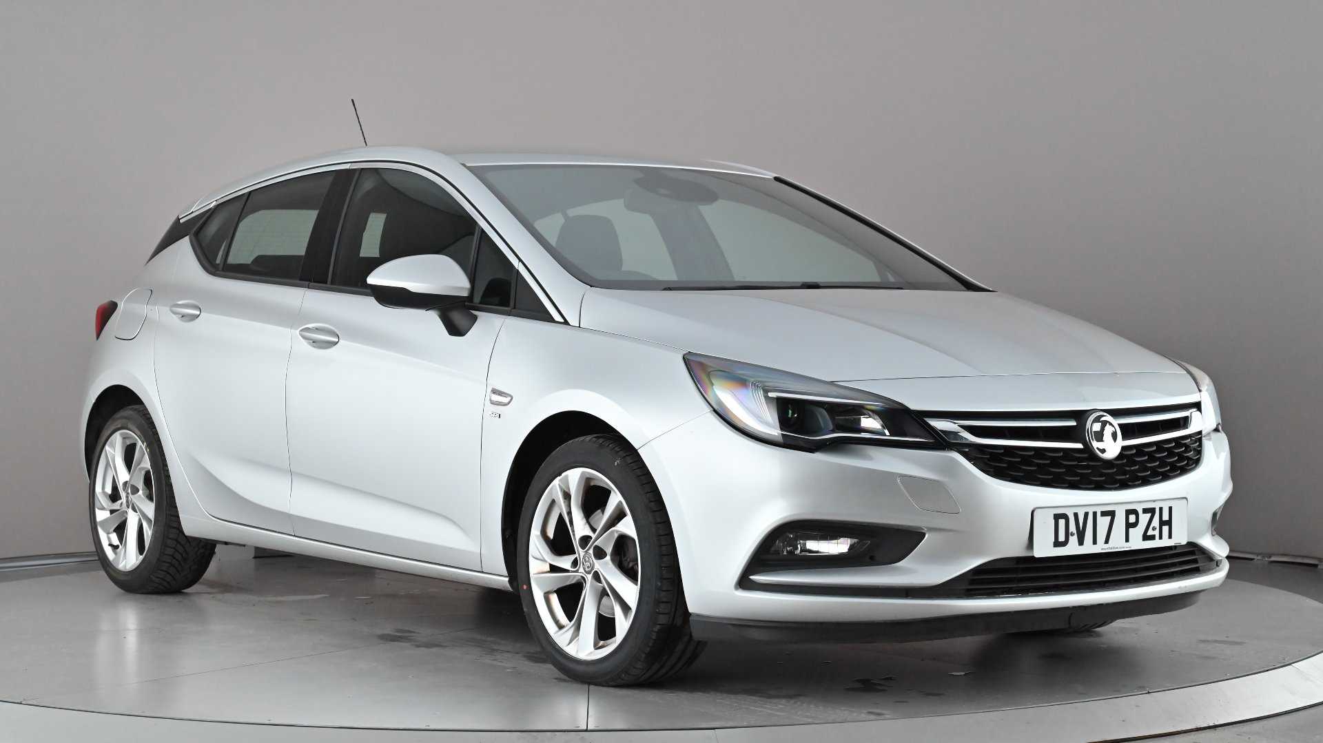 Main listing image - Vauxhall Astra