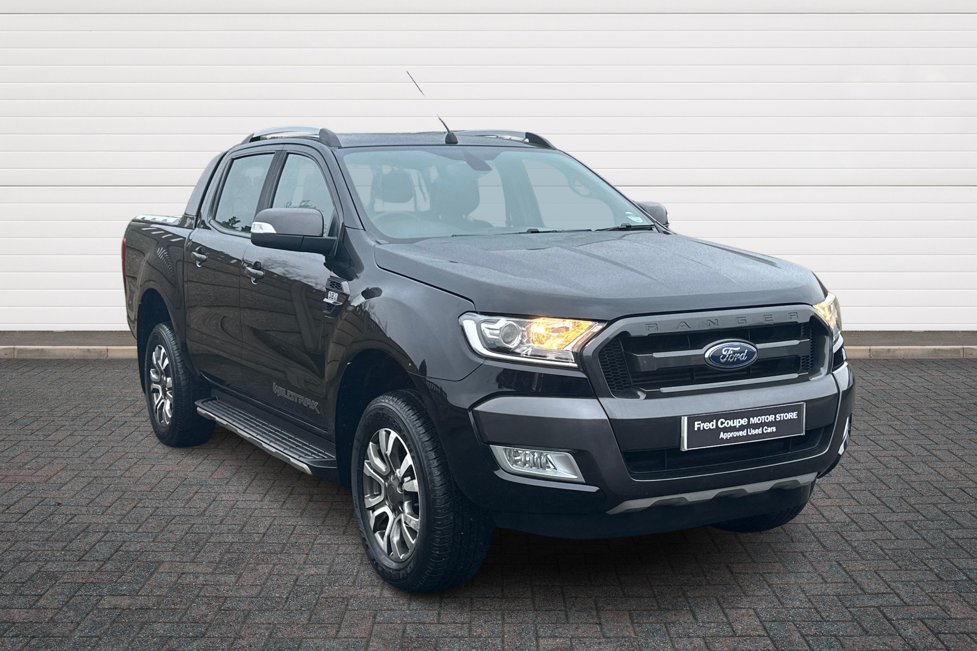 Main listing image - Ford Ranger