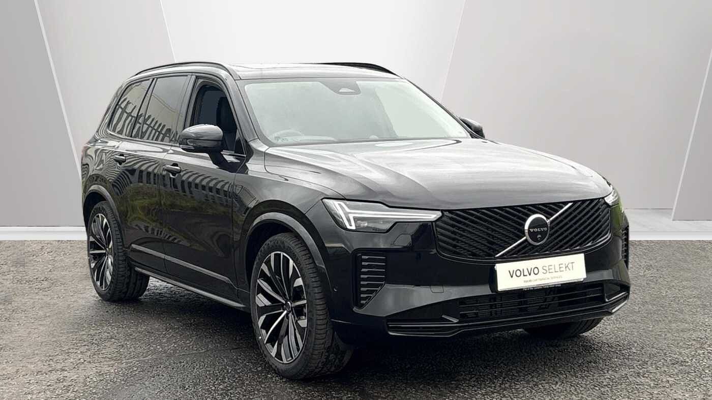 Main listing image - Volvo XC90