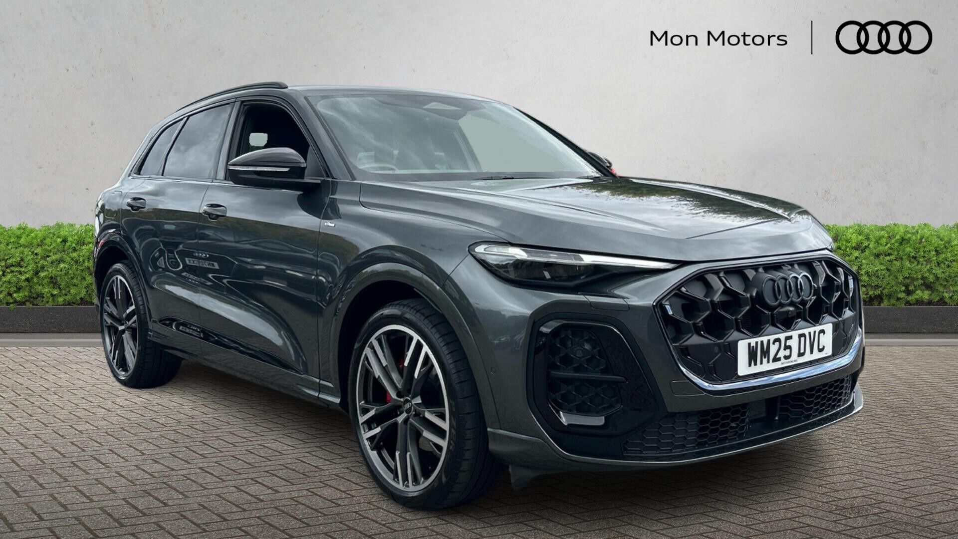 Main listing image - Audi Q5