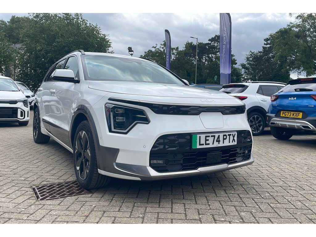 Main listing image - Kia Niro