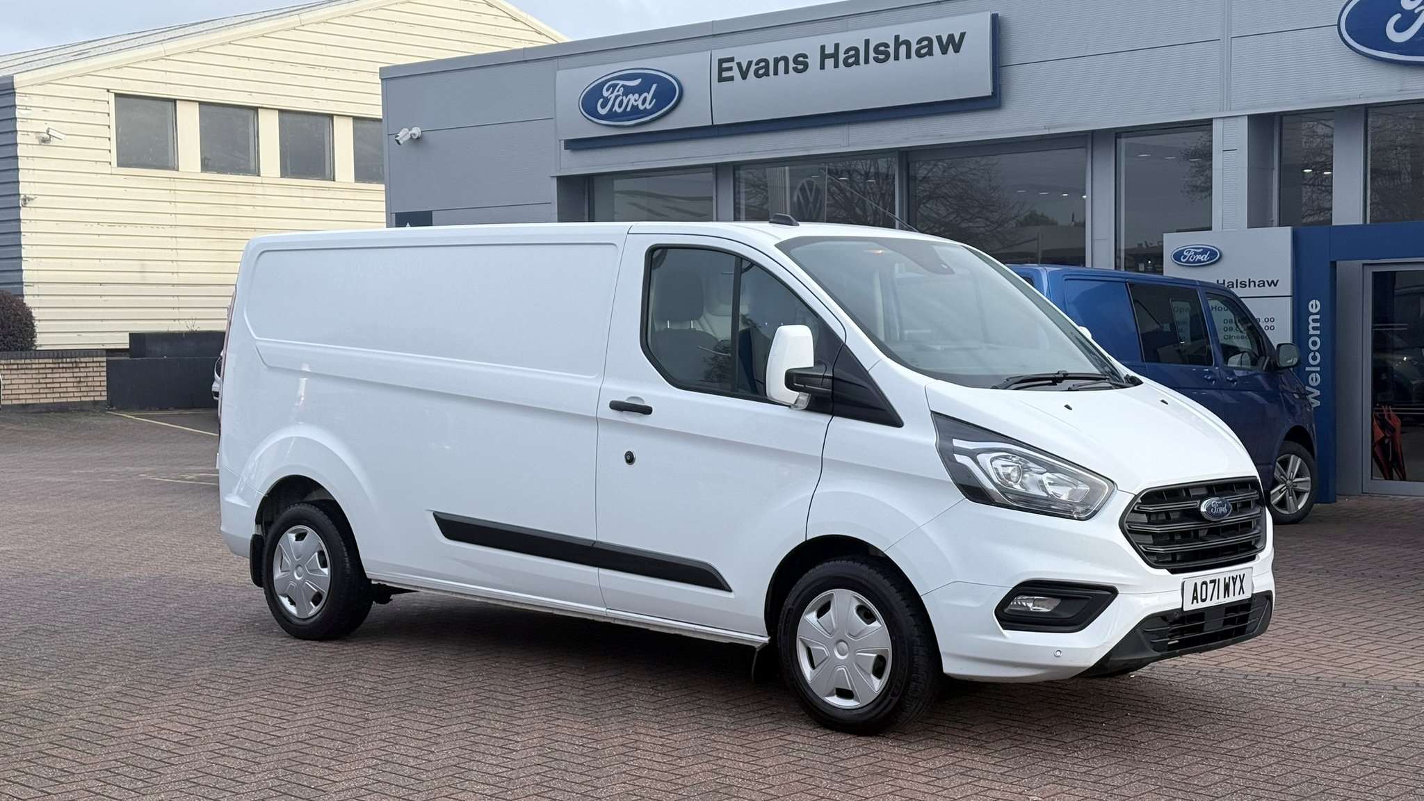 Main listing image - Ford Transit Custom