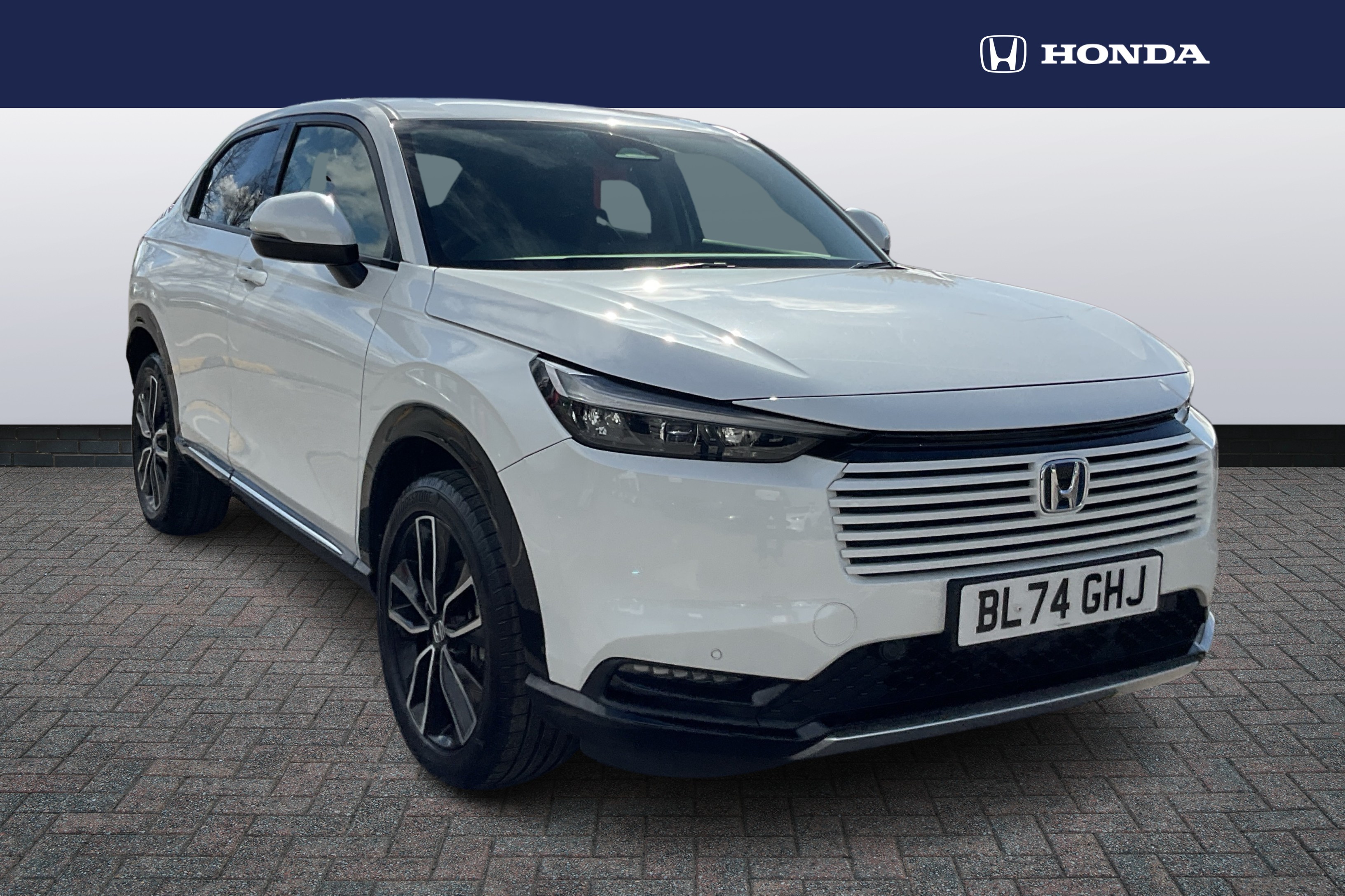 Main listing image - Honda HR-V