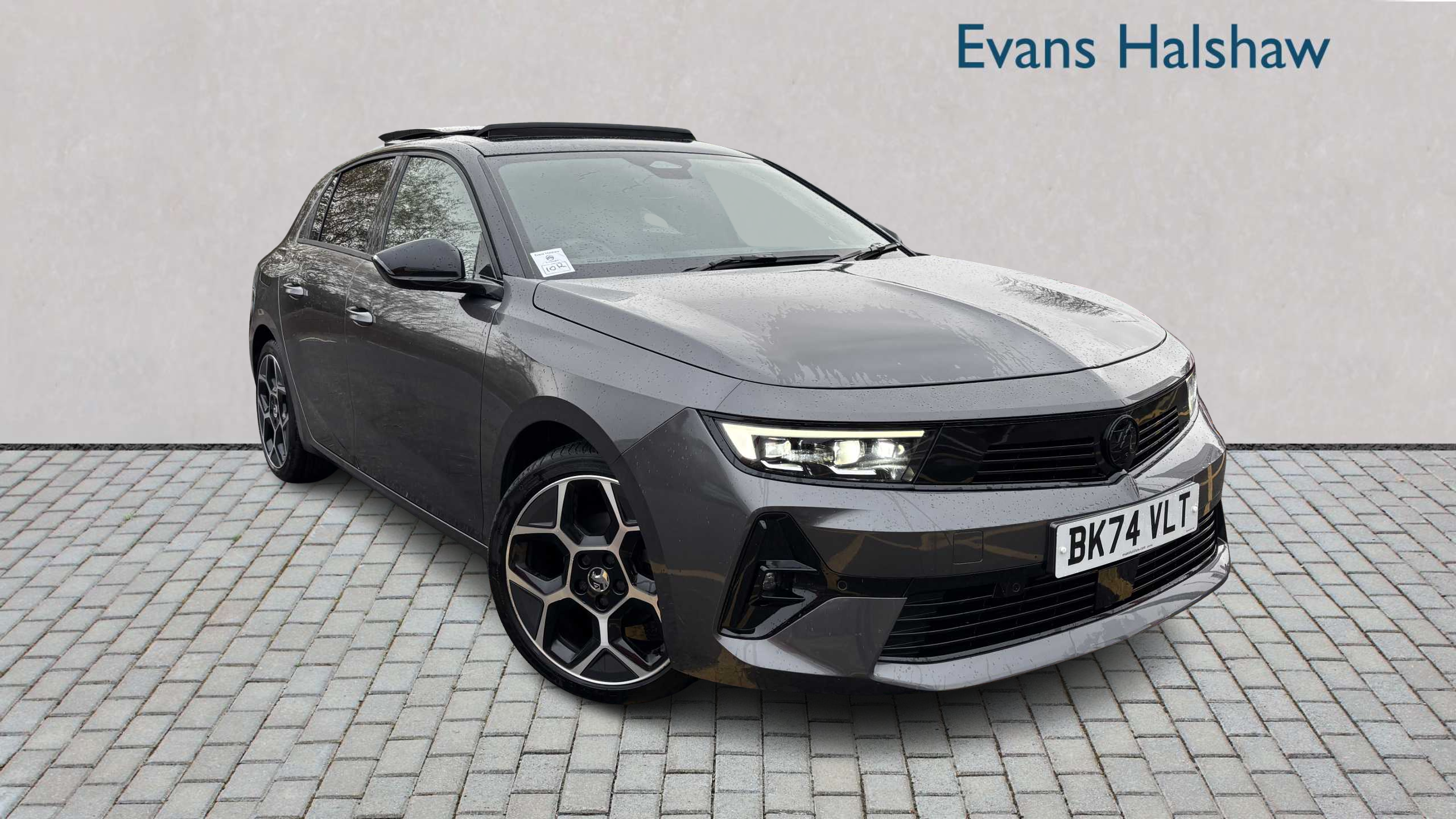 Main listing image - Vauxhall Astra