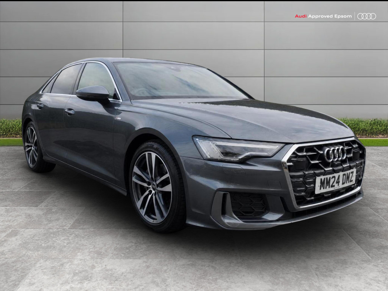 Main listing image - Audi A6