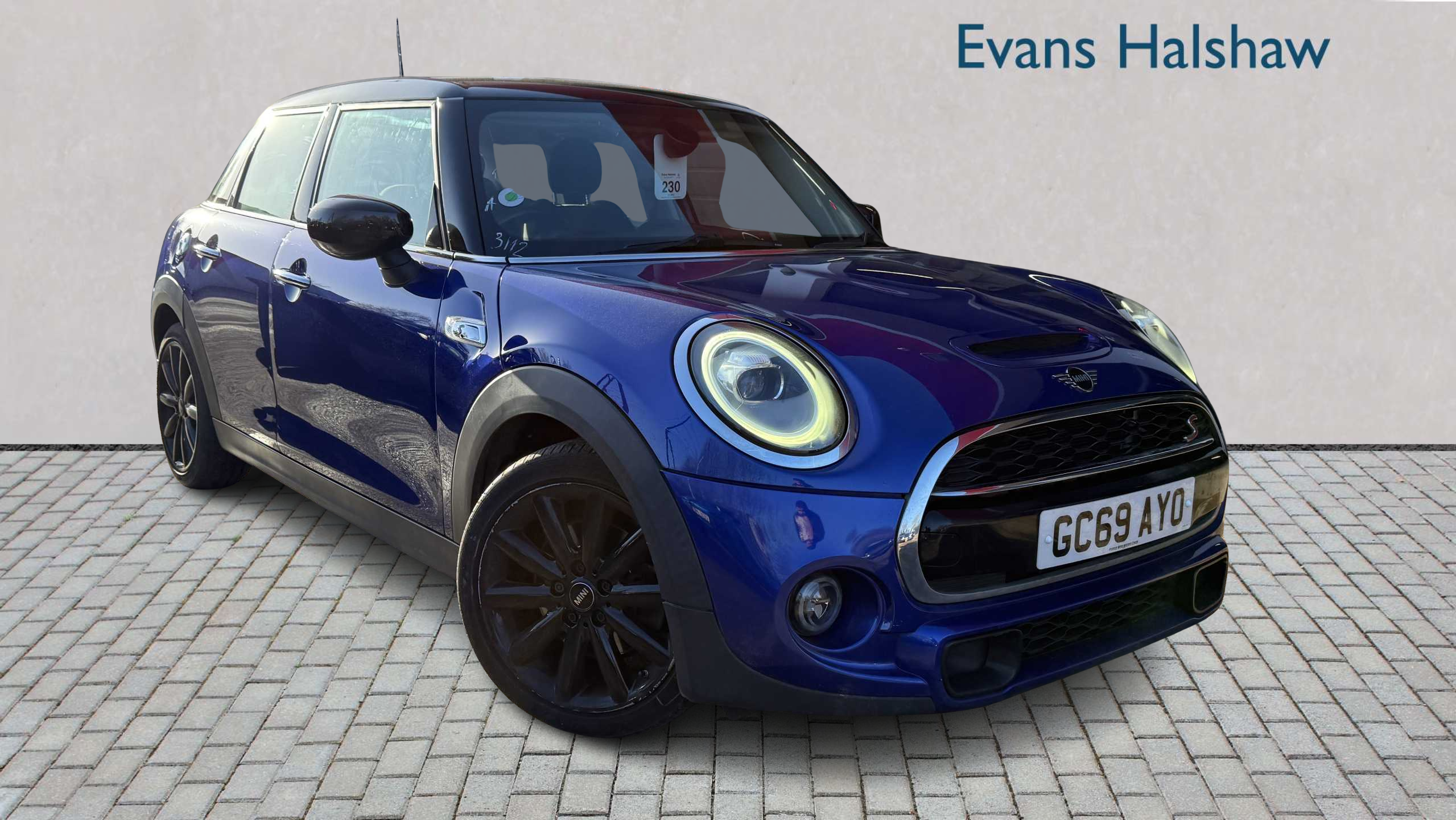 Main listing image - MINI Hatchback 5dr