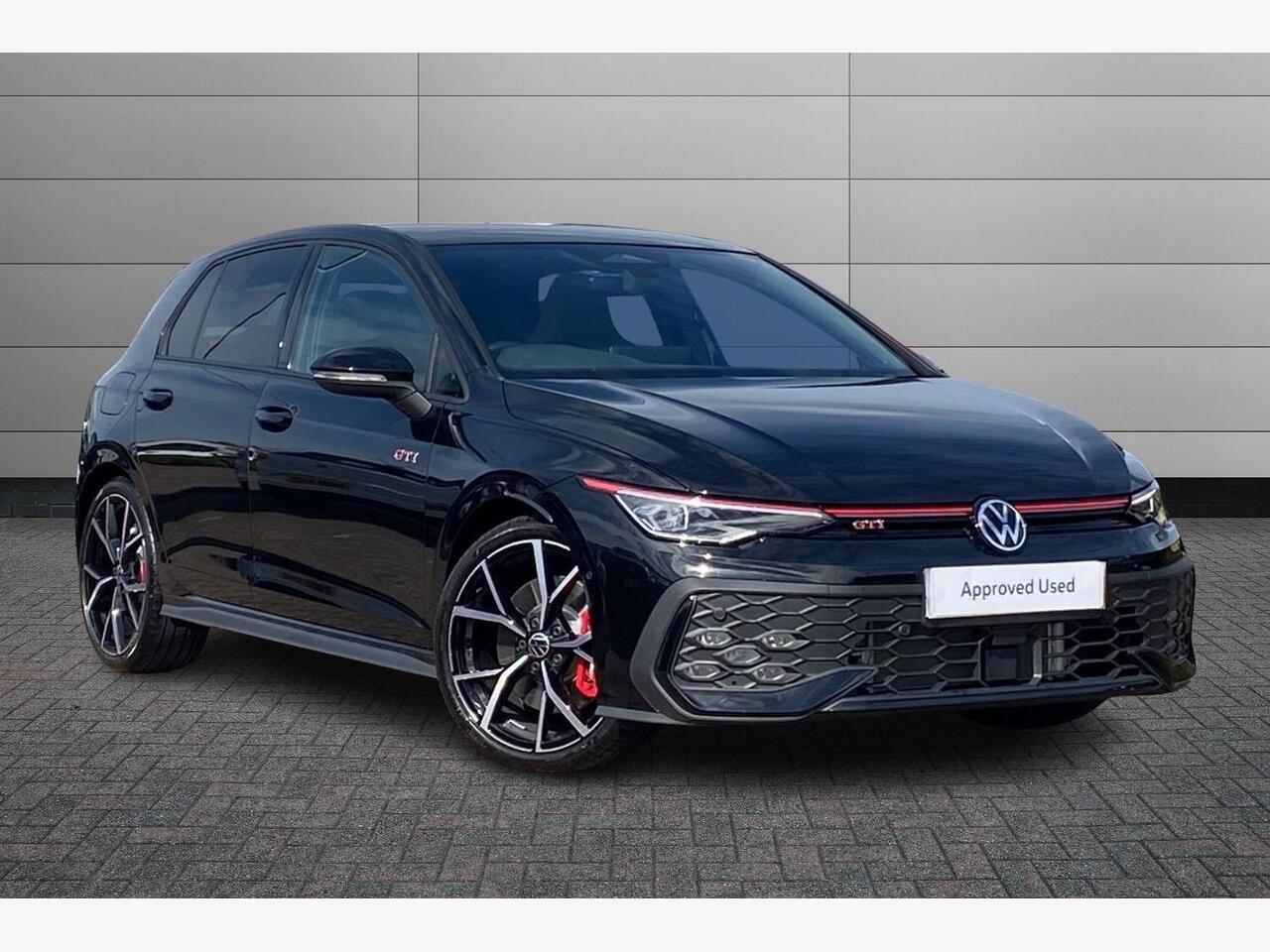 Main listing image - Volkswagen Golf