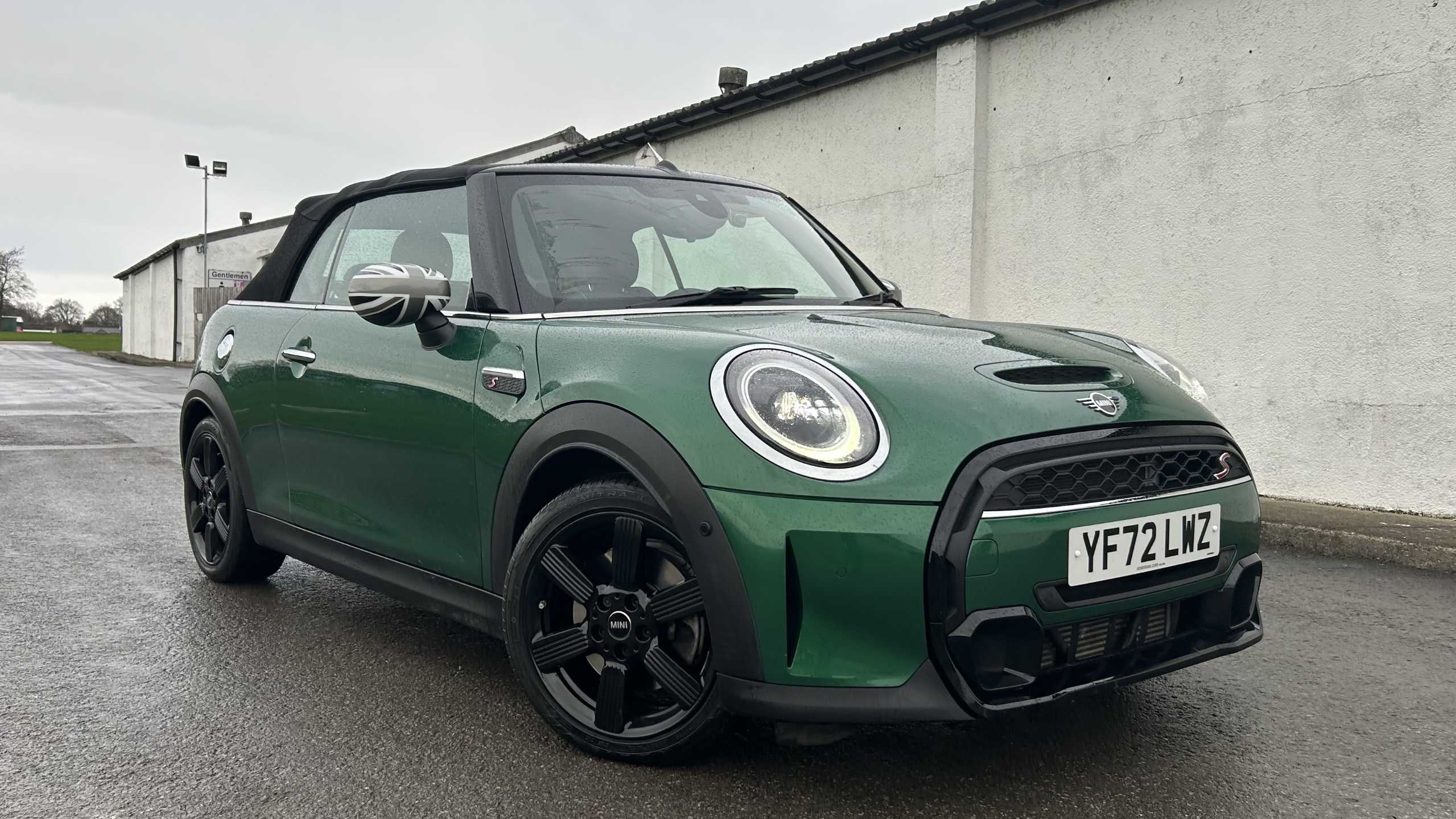 Main listing image - MINI Convertible