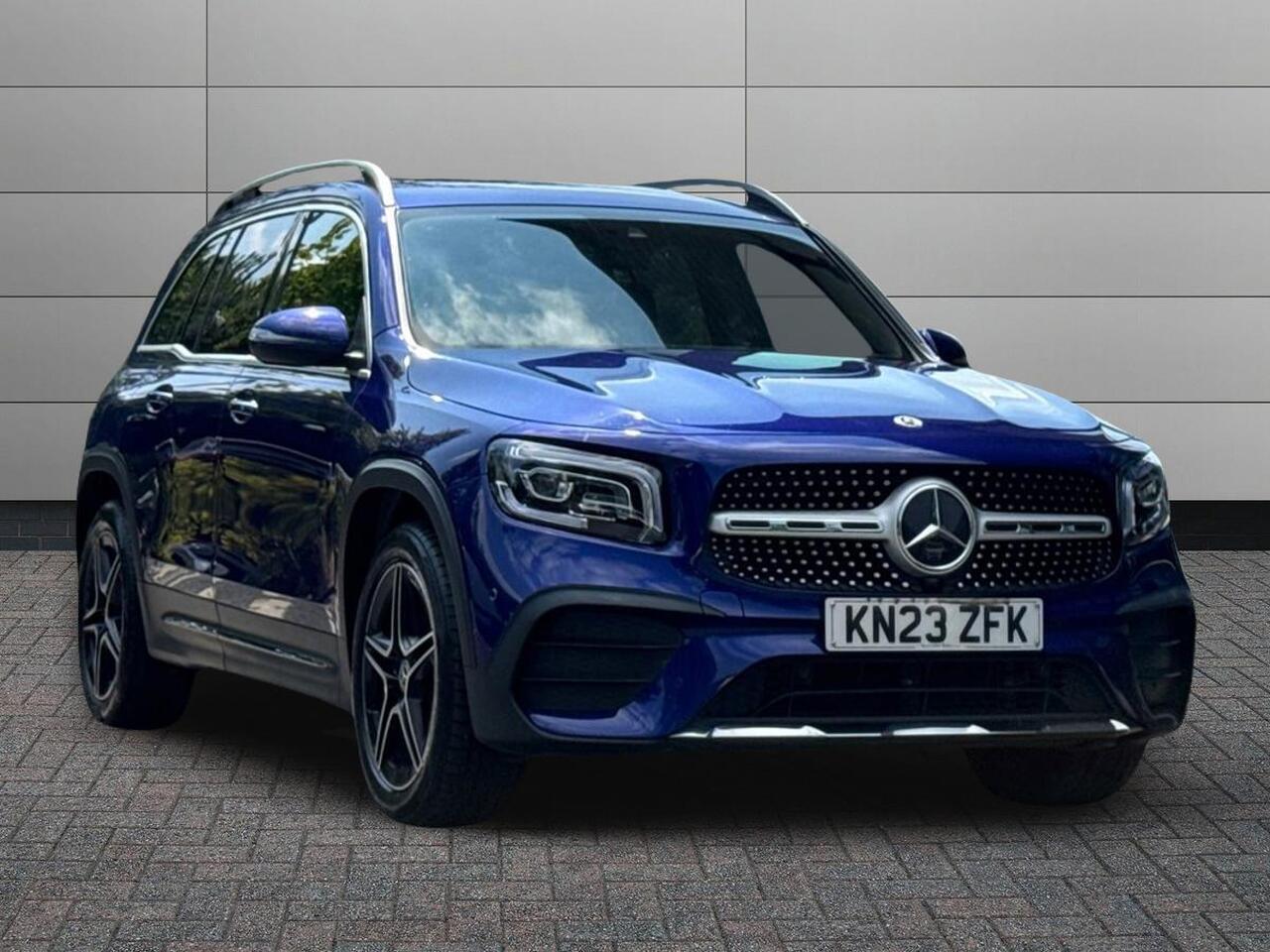 Main listing image - Mercedes-Benz GLB