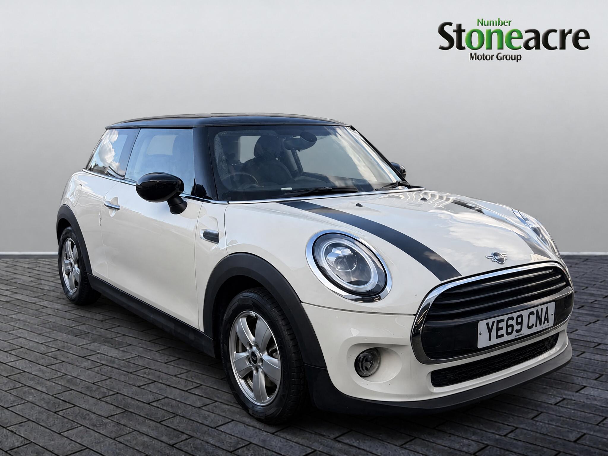 Main listing image - MINI Hatchback