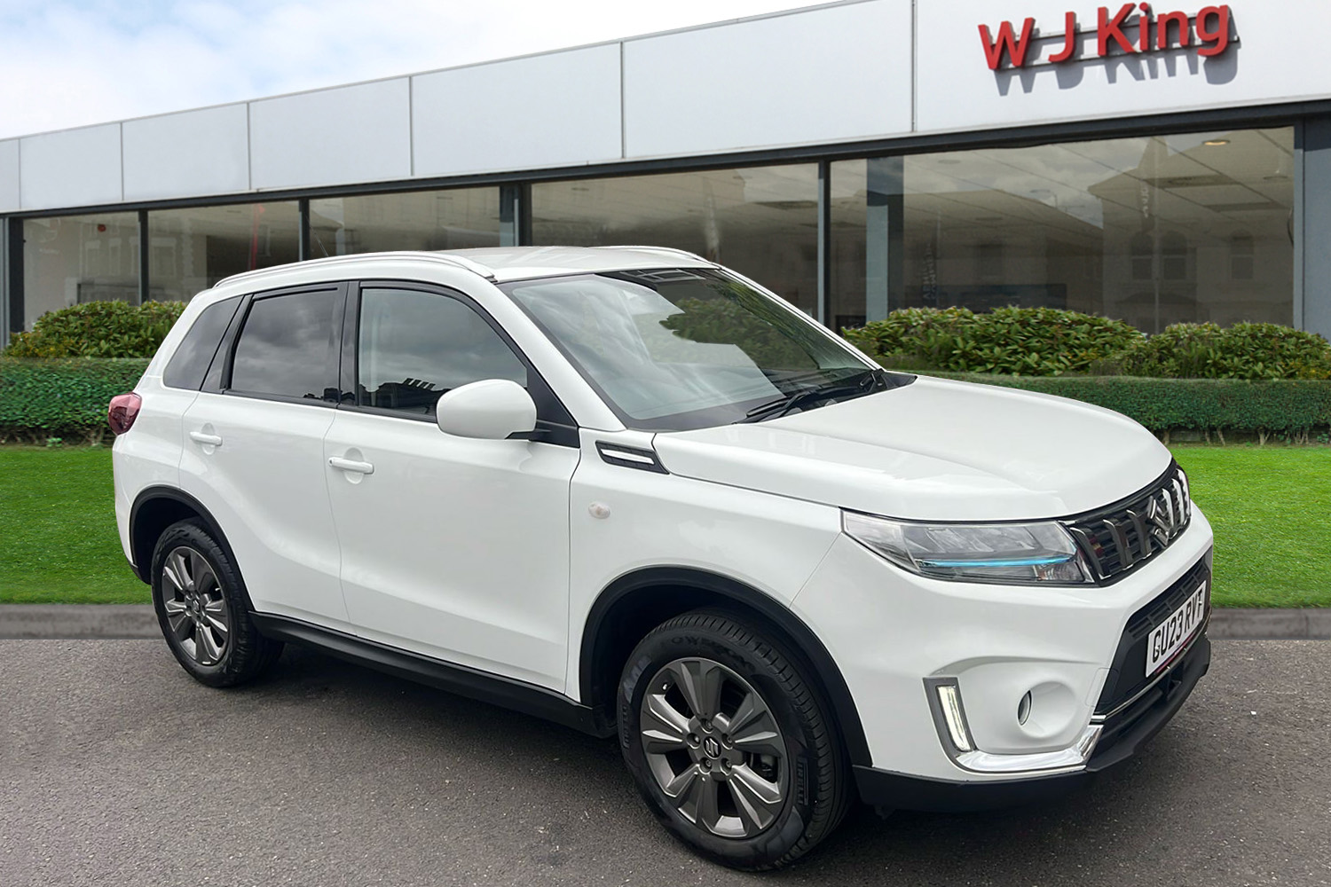 Main listing image - Suzuki Vitara
