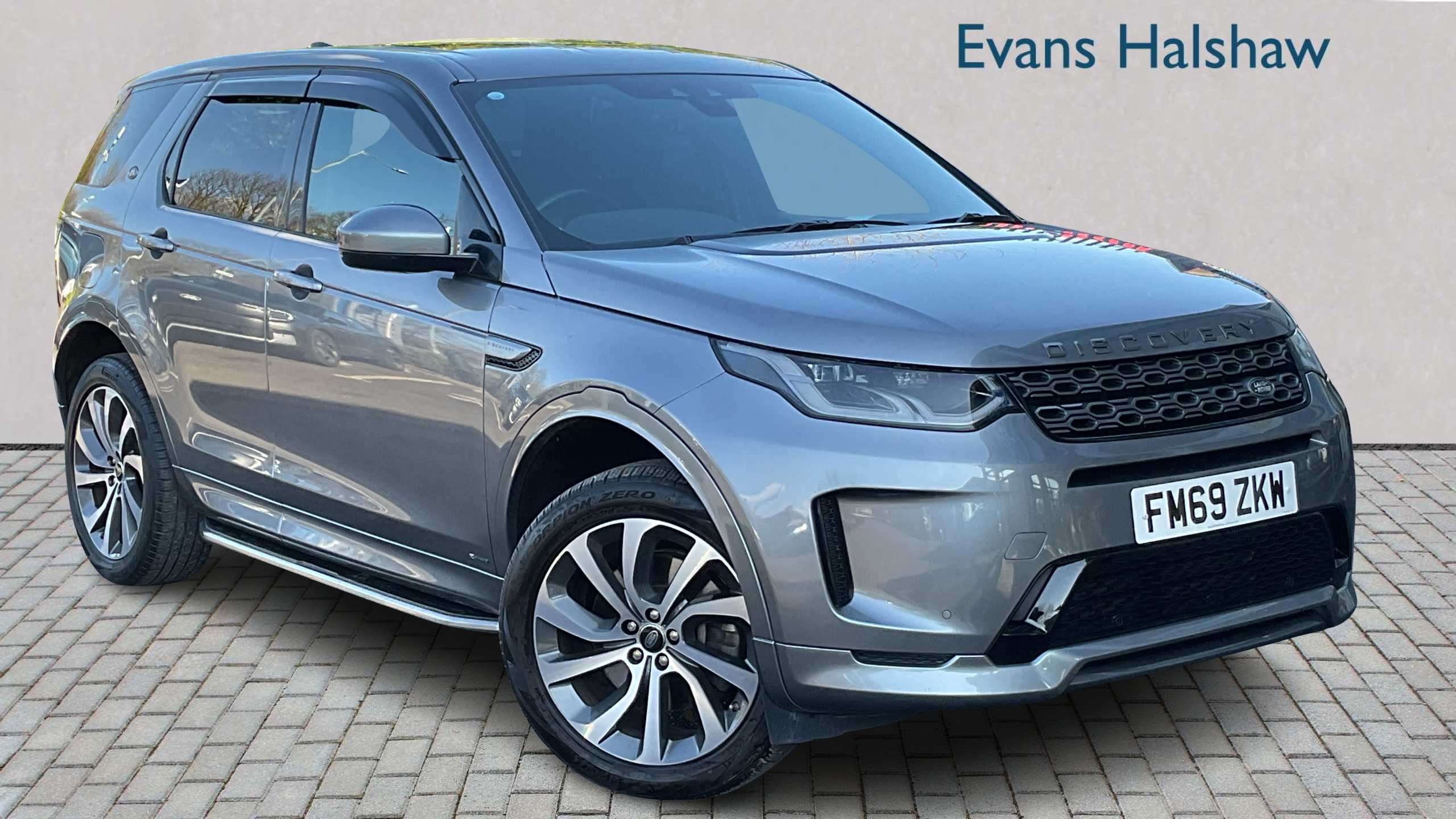 Main listing image - Land Rover Discovery Sport