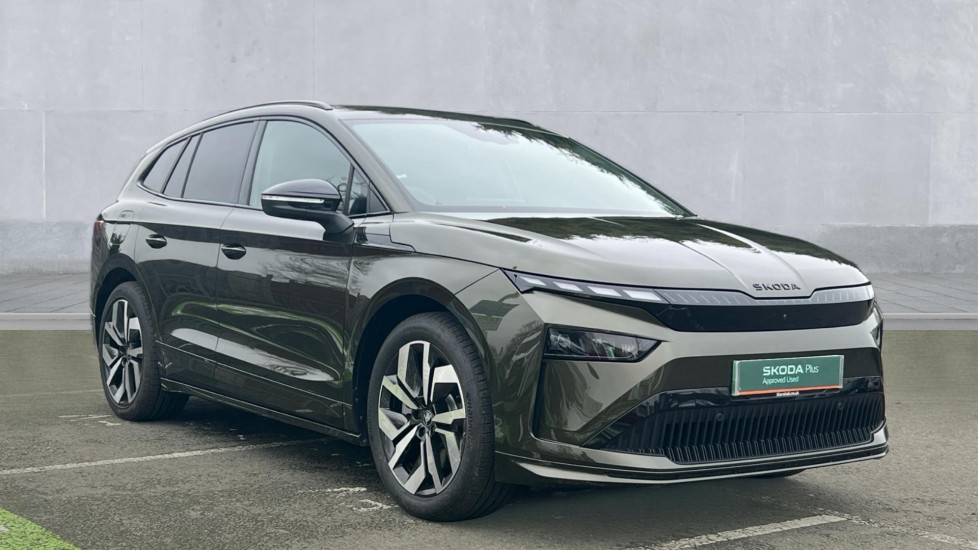 Main listing image - Skoda Enyaq