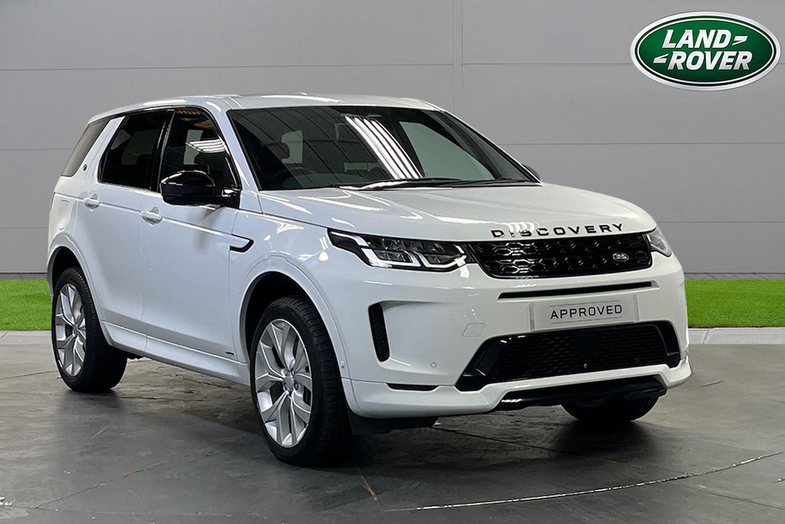 Main listing image - Land Rover Discovery Sport