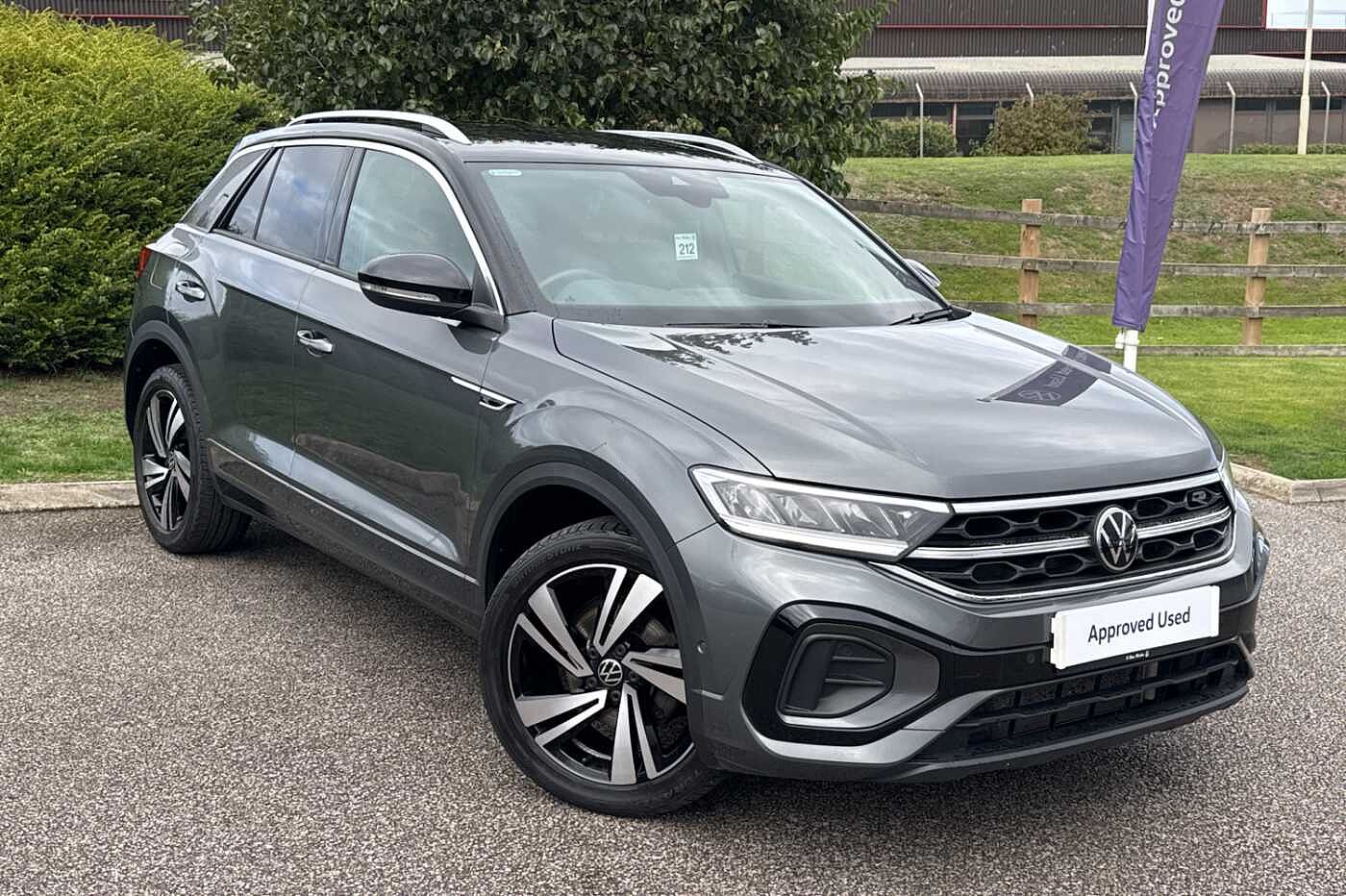 Main listing image - Volkswagen T-Roc