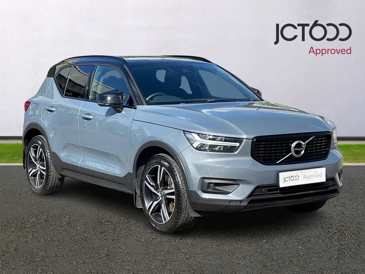 Main listing image - Volvo XC40 Recharge