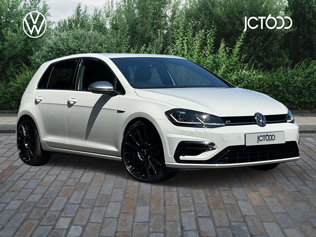 Main listing image - Volkswagen Golf R