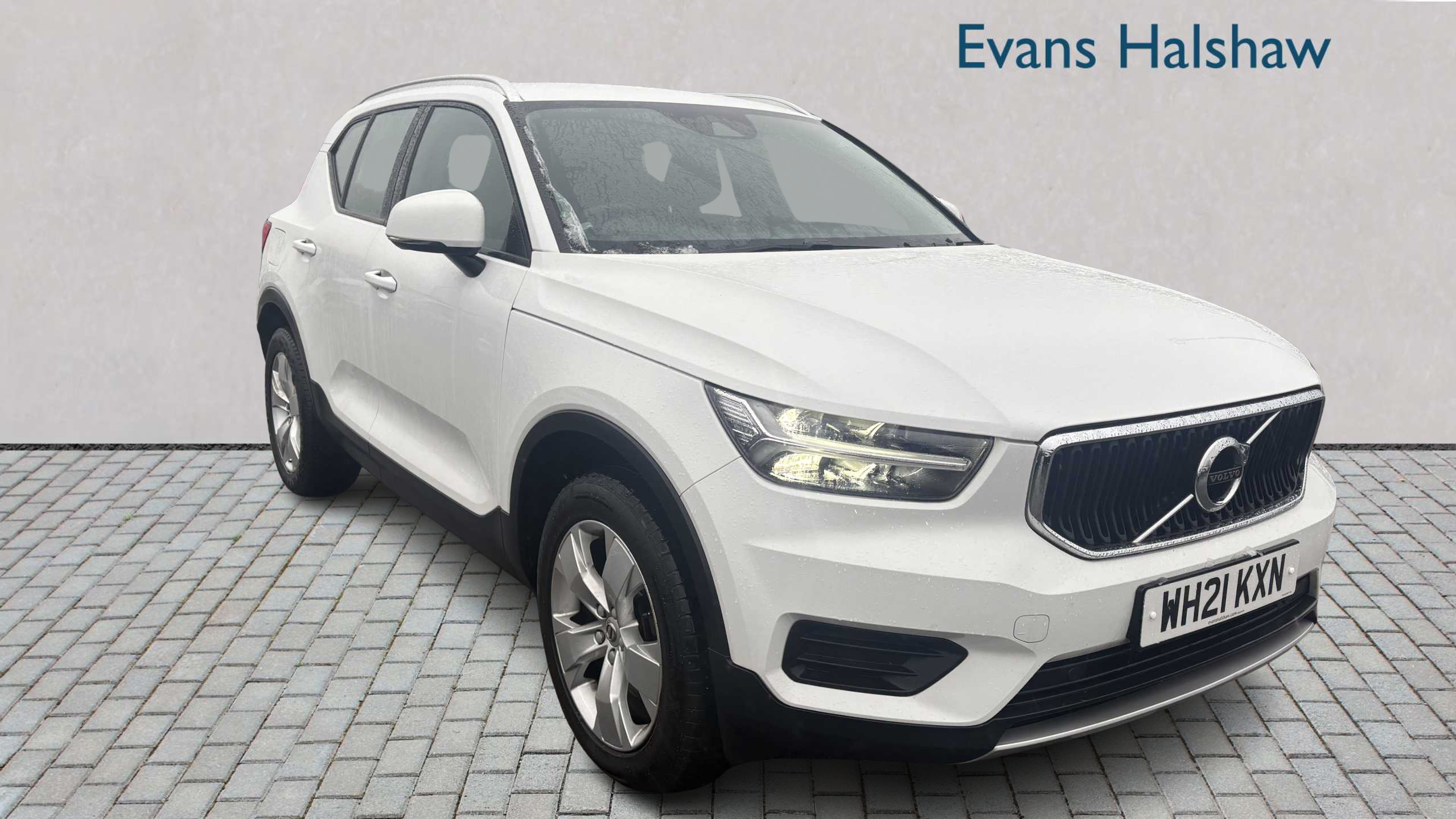 Main listing image - Volvo XC40