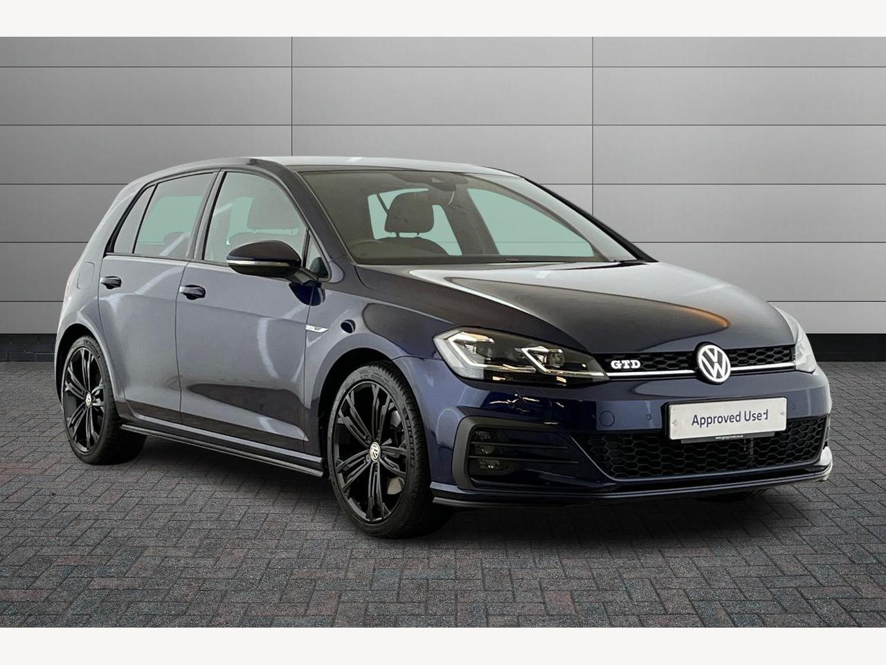 Main listing image - Volkswagen Golf