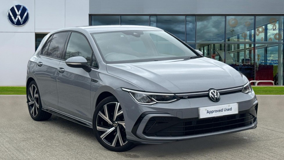 Main listing image - Volkswagen Golf