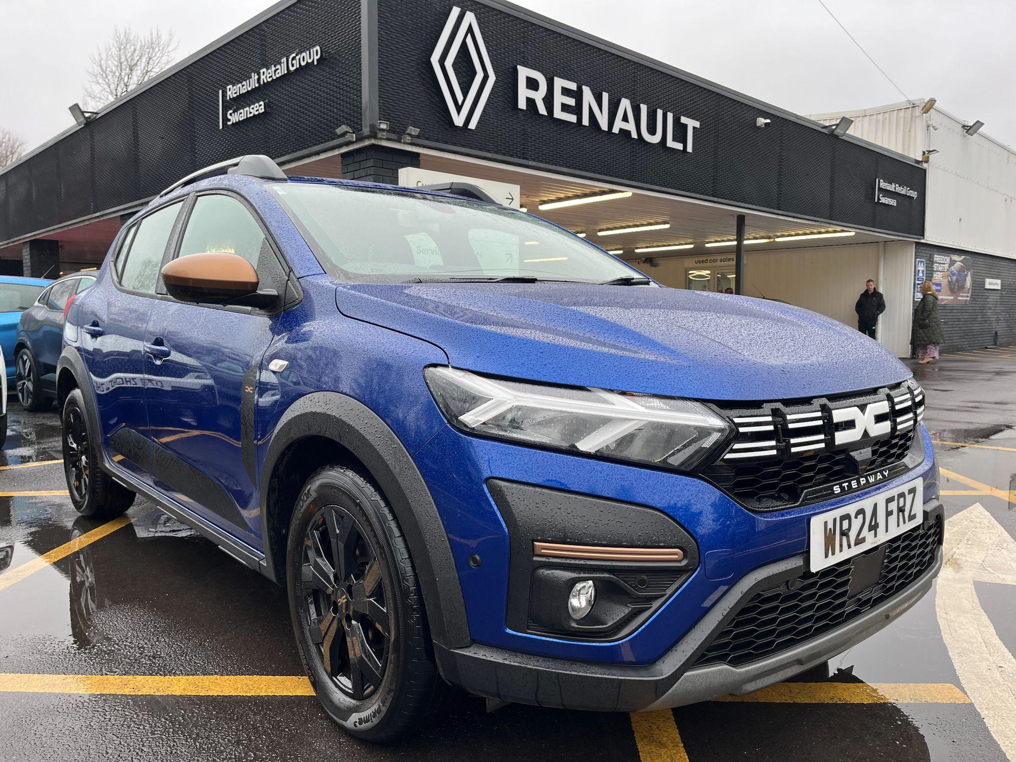 Main listing image - Dacia Sandero Stepway