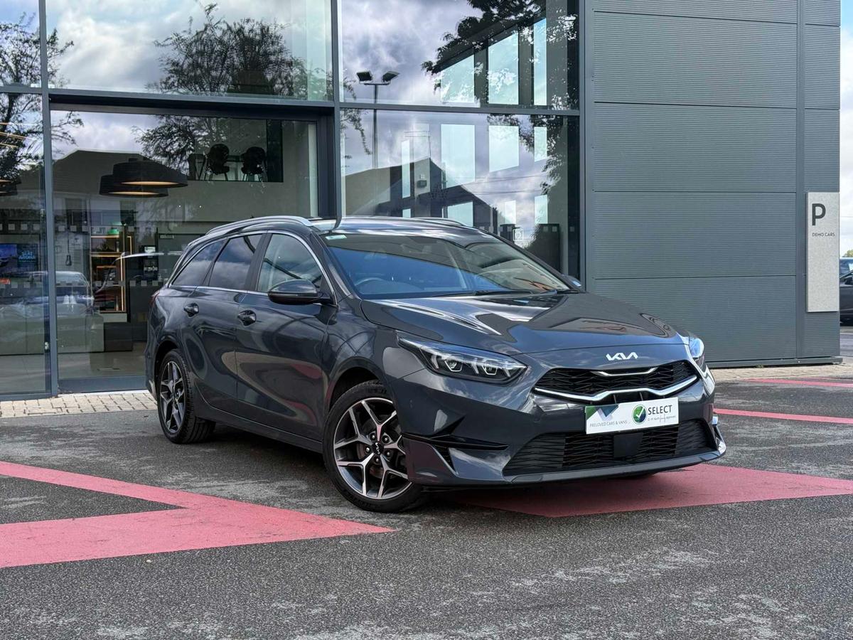 Main listing image - Kia Ceed